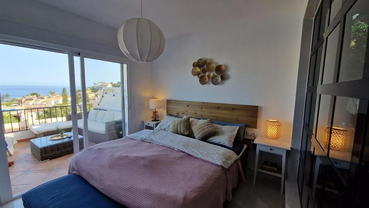 Stilfullt Semesterhus Naera Pool Och Strand. Nerja Vakantiehuis